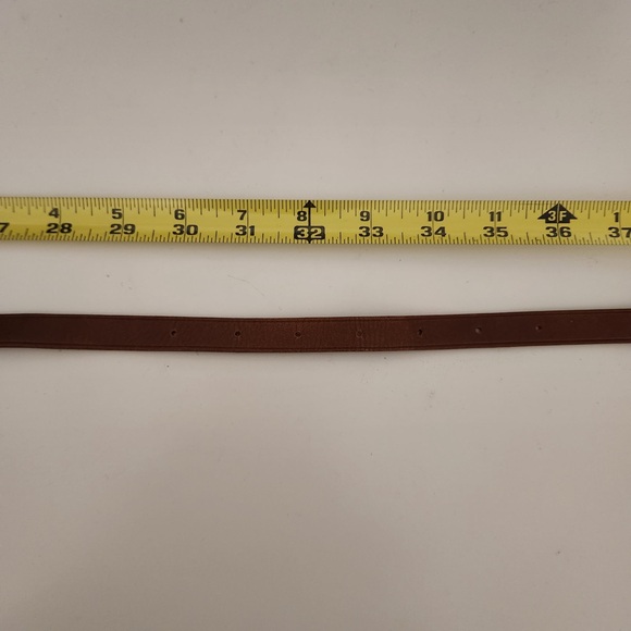 Madewell The Simple Pouch Belt Bag in English Saddle - Picture 12 of 13